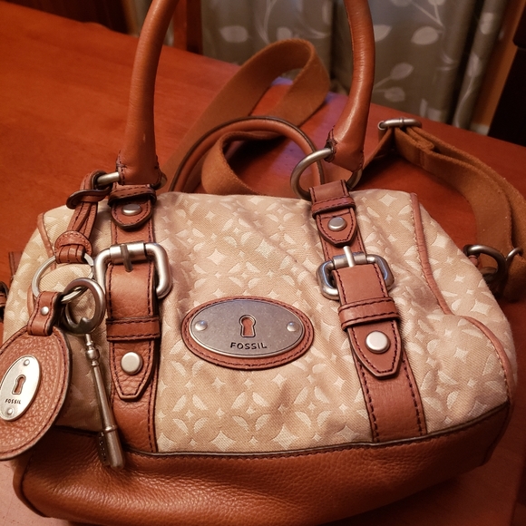 Fossil Handbag - Picture 8 of 8